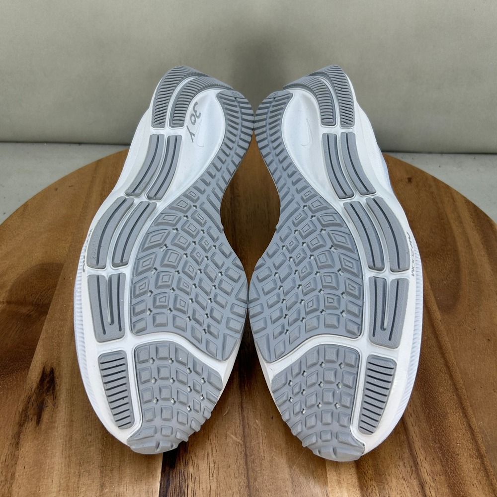 Nike Air Zoom Pegasus 37 Pure Platinum Womens Running Shoes BQ9647-009 Size 11 - Picture 7 of 8